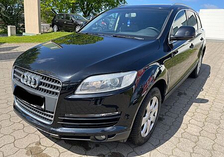 Audi Q7 3.0 TDI quattro*7 Sitze*Xenon*Leder*EXPORT*