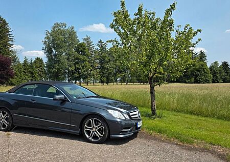 Mercedes-Benz E 250 CGI E-Cabriolet AMG Interieur