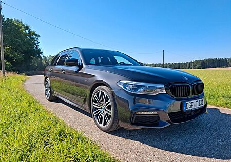 BMW 530d xDrive Touring M-Paket Top Ausstattung
