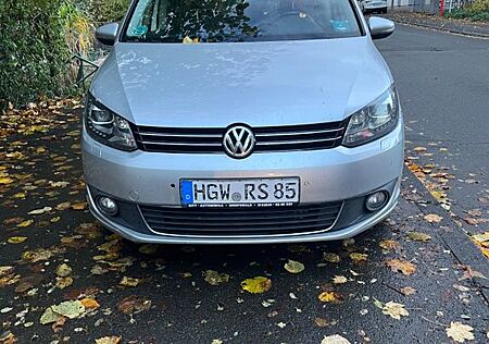 VW Touran Volkswagen 1.6 TDI DSG Highline Highline
