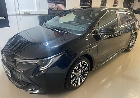 Toyota Corolla Touring Sports Hybrid Team D