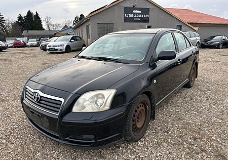 Toyota Avensis 2.0 Benzin Sol Limousine