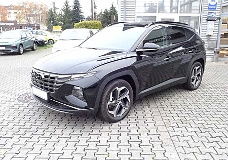 Hyundai Tucson Plug-In Hybrid 1.6 T-GDi Plug-in-4WD Tren