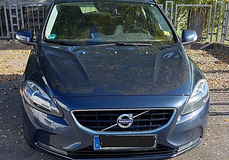 Volvo V40 D3 YOU! Navi, Blis, Winter, von Erstbesitzer