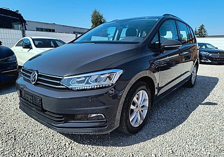 VW Touran Volkswagen Comfortline, PDC, Navi, AHK