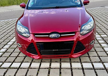 Ford Focus 2,0TDCi 103kW PowerSh. SYNC Edit. Turn...