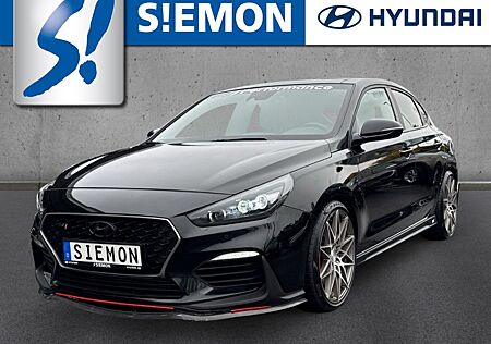 Hyundai i30 N 2.0 T-GDI Performance Fastback Pano Carlss