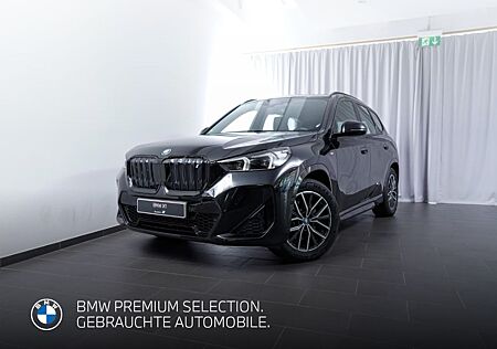 BMW iX1 xDrive30 M Sport AHK H&K Ad. LED Komfortzug.