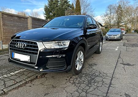 Audi Q3 1.4 TFSI S tronic + NAV + SHZ