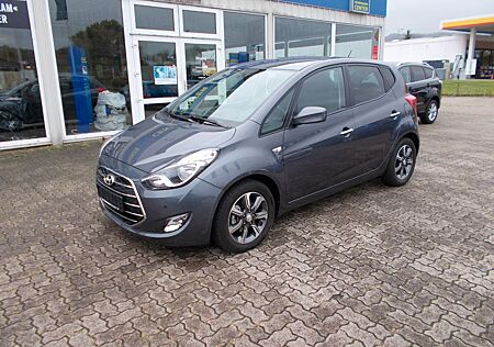 Hyundai ix20 1.4 Space blue