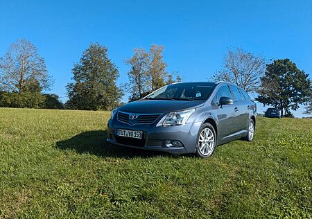 Toyota Avensis Combi Edition 1.8 Valvematic Edition