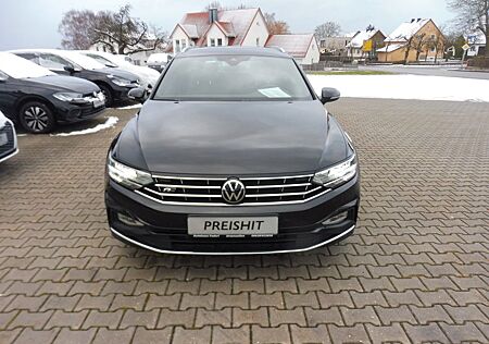 VW Passat Variant Volkswagen Passat Var. R-Line 2,0 TDI DSG 4Mot ACC/LED/AHK/