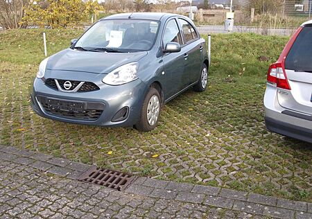 Nissan Micra Visia First