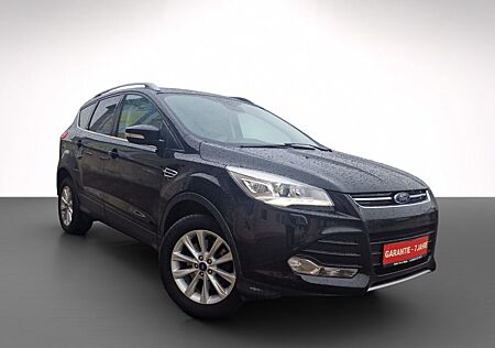 Ford Kuga Titanium Kamera+AHK+Sitzhz+PANORAMA+Xenon