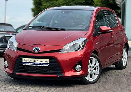 Toyota Yaris Club Hybrid/AUTOMATIK/PANO/NAVI/KAMERA/SHZ