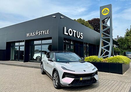 Lotus Eletre R Carbon KEF