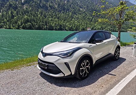Toyota C-HR 2.0-l-VVTi Hybrid Team Deutschland Team...