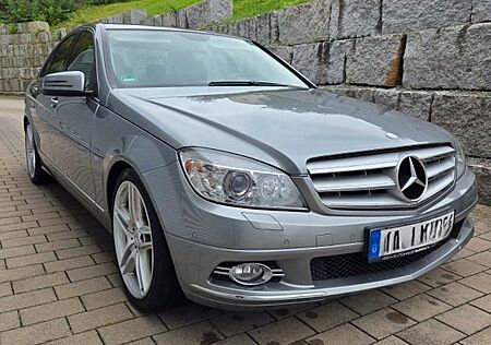 Mercedes-Benz C 350 CGI BlueEFFICIENCY AVANTGARDE