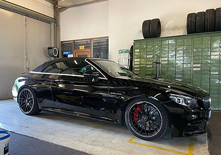 Mercedes-Benz C 63 AMG Mercedes-AMG C 63 S Autom. Mercedes...