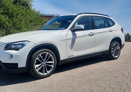 BMW X1 xDrive28i Sport Line A Sport Line