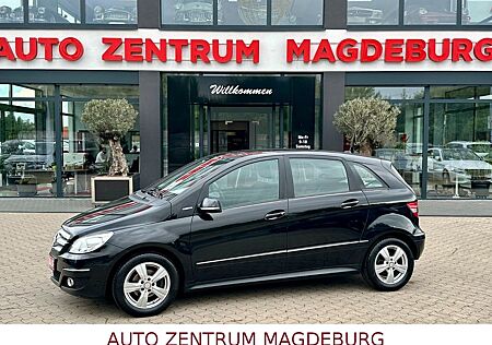Mercedes-Benz B 180 *NAVI*SITZHEIZUNG*BL.TOOTH*