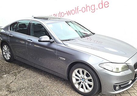 BMW 528i xDrive Luxury Schiebedach, Head-Up, Leder..