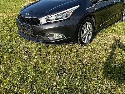 Kia cee'd Sportswagon 1.6 GDI Dream-Team Edition...