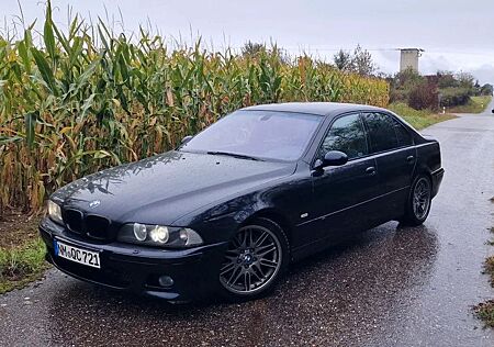 BMW M5 E39