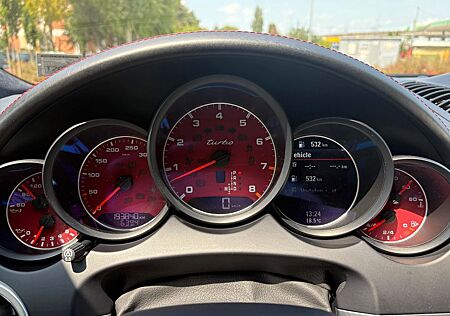 Porsche Cayenne Turbo Exclusive