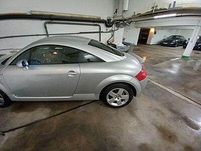 Audi TT Coupe 1.8T 132 kW -