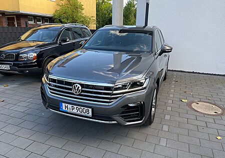 VW Touareg Volkswagen 3.0 V6 TDI 210kW 4MOTION Tiptronic -