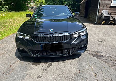 BMW 320d xDrive Touring M Sport Auto M Sport