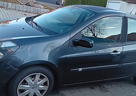 Renault Clio III Edition Dynamique 1.2