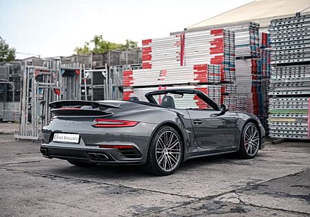 Porsche 991 911 Turbo Cabriolet* Sport-Chrono-Paket