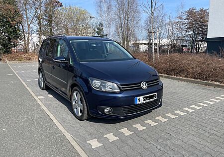 VW Touran Volkswagen 2.0 TDI Highline 7 Sitzer