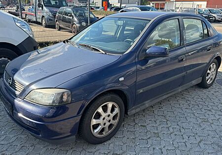 Opel Astra 1.6 Njoy