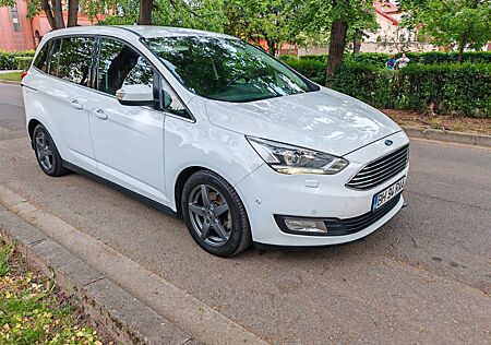 Ford C-Max 2,0TDCi 110kW Titanium 7locuri