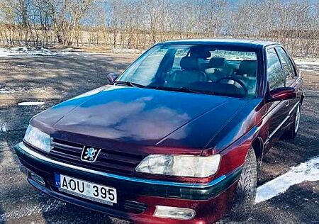 Peugeot 605 3.0 V6 -