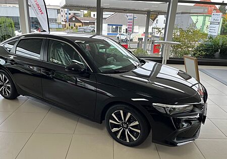 Honda Civic Lim. 5-trg. e:HEV Elegance