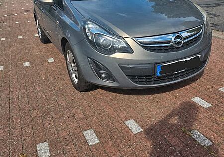 Opel Corsa D 1.4 Satellite 74kW Automatik