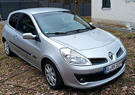 Renault Clio 1.5 dCi 63kW TÜV 03/27