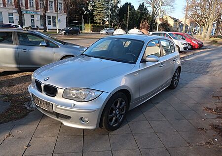 BMW 120i 120 Baureihe 1 Lim.