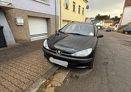 Peugeot 206 SW Neuer Tüv bis Nov. 2027