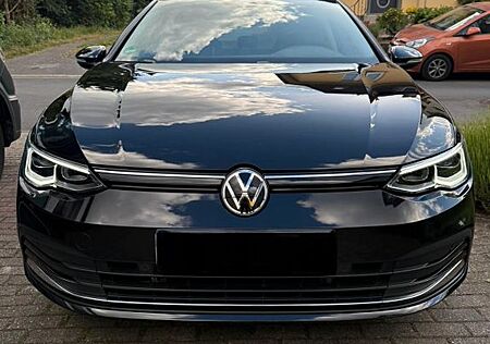 VW Golf Volkswagen 1.5 eTSI OPF 110kW DSG Style Variant Style