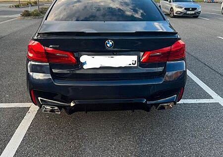 BMW 520d xDrive A -
