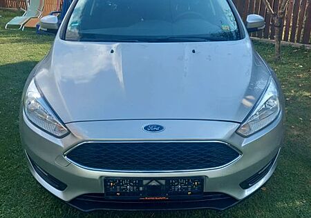 Ford Focus 1,0 EcoBoost 74kW Business Turnier Bus...