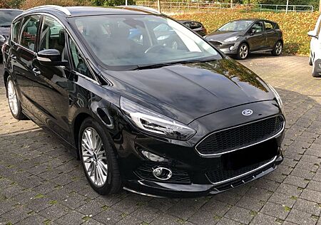 Ford S-Max 2,0TDCi Bi-Turbo 154kW Titanium PShift...