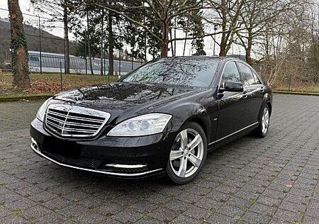 Mercedes-Benz S 250 CDI BlueEFFICIENCY -