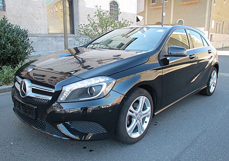 Mercedes-Benz A 200 CDI/d Klima Xenon Navi Sitzh. Kamera AHK