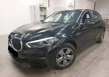 BMW 116 gebraucht kaufen BMW 116dA ADVANTAGE * NAVIGATION * ALU * PDC